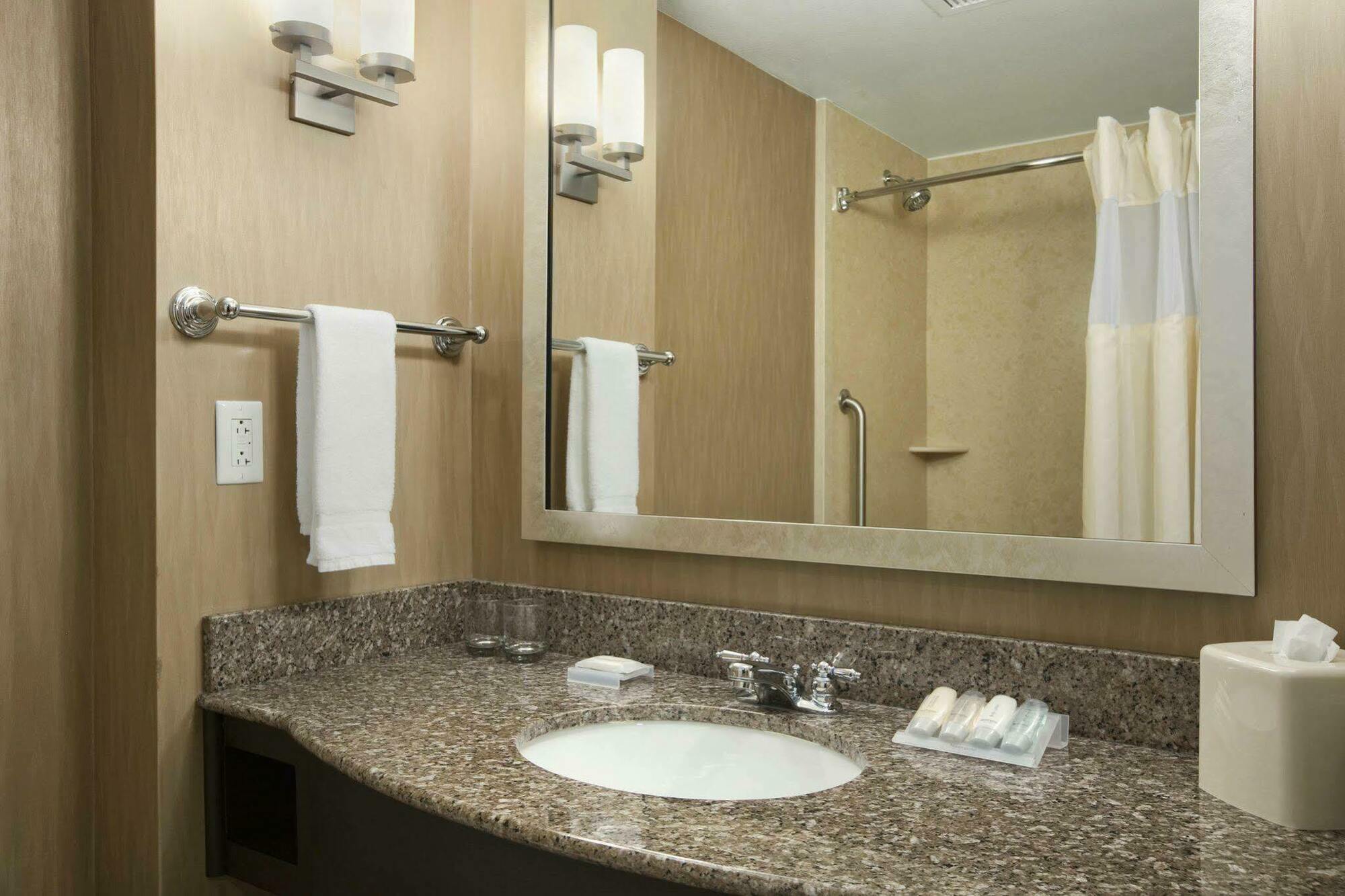 Hilton Garden Inn Springfield, Mo Quarto foto